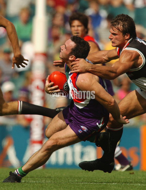 AFL 2002 Rd 2 - Fremantle v St Kilda - 132496