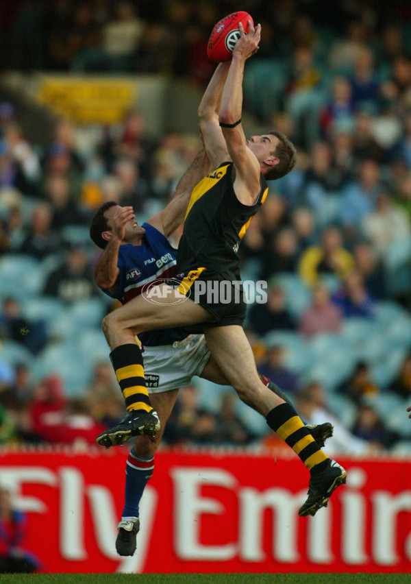 AFL 2002 Rd 10 - Richmond v Western Bulldogs - 135084