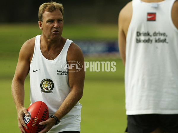 AFL 2002 Media - Richmond Training 221102 - 135061