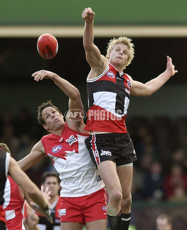 AFL 2002 Rd 20 - Sydney v St Kilda - 135310