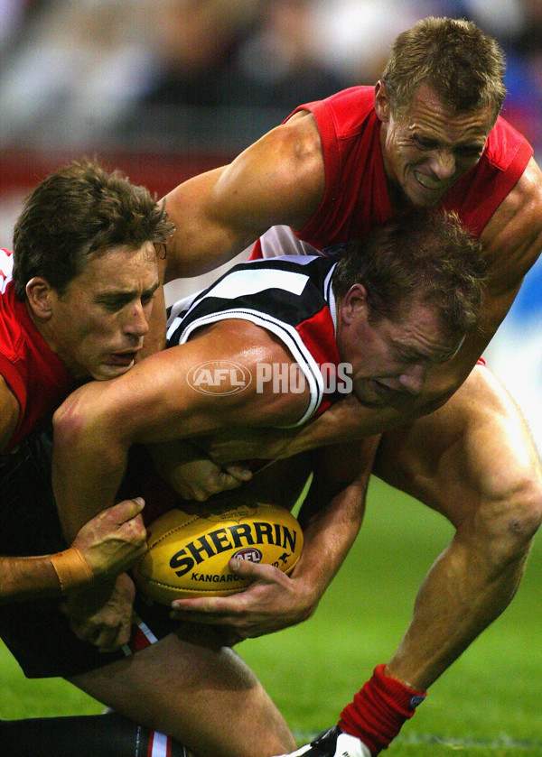 AFL 2002 Rd 5 - St Kilda v Sydney - 135410