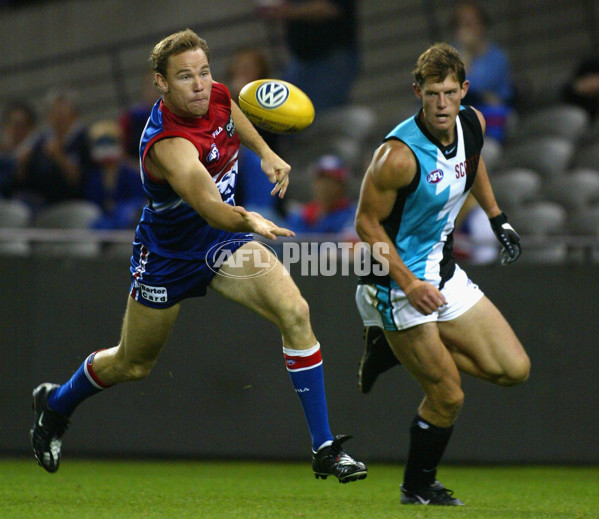 AFL 2002 Wizard Cup Match - Western Bulldogs v Port Adelaide - 136175