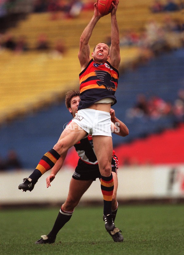 AFL 1999 Rd 18 - St Kilda v Adelaide - 137085