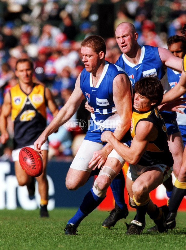 AFL 1999 Rd 11 - Kangaroos v West Coast - 138360