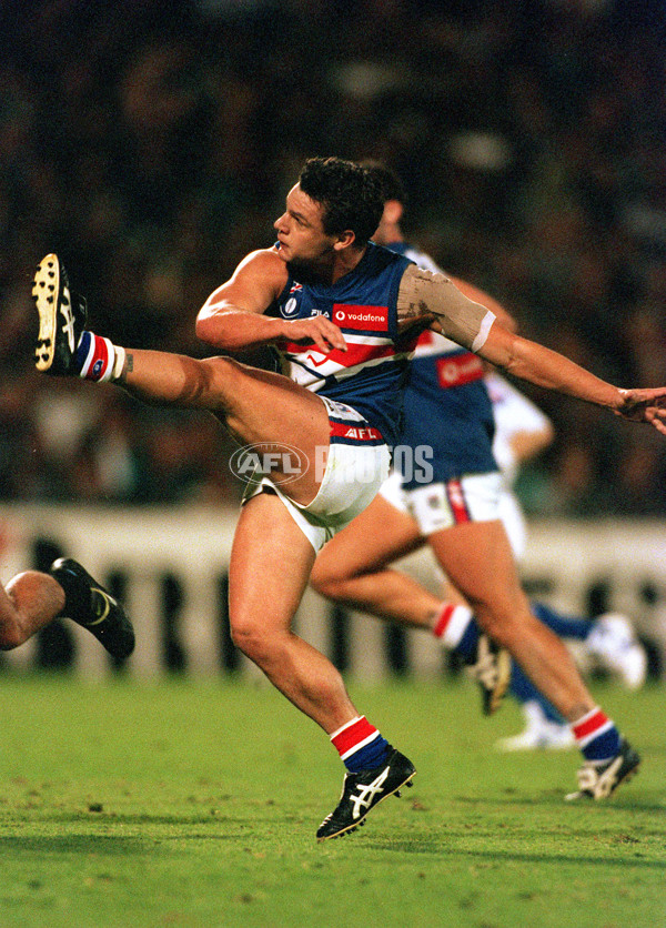 AFL 1999 Rd 7 - Port Adelaide v Western Bulldogs - 138926