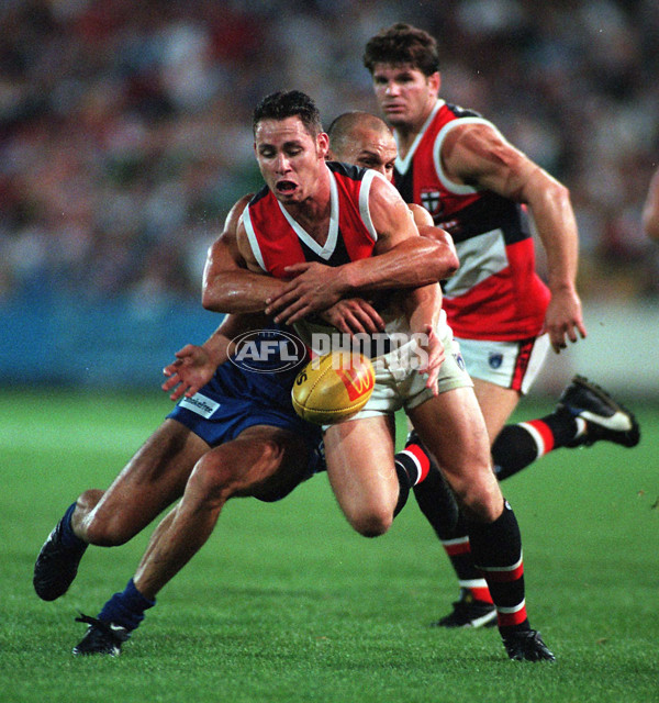 AFL 1998 Ansett Cup Grand Final - North Melbourne v St Kilda - 140003