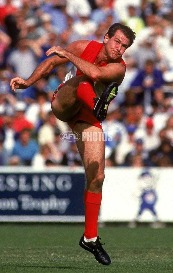 AFL 1994 Match - Melbourne v Sydney - 140763