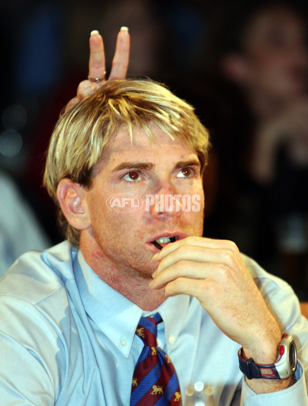 AFL 2001 Media - Brownlow Medal Presentation 240901 - 141771