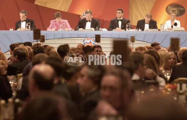AFL 2001 Media - Brownlow Medal Presentation 240901 - 141764