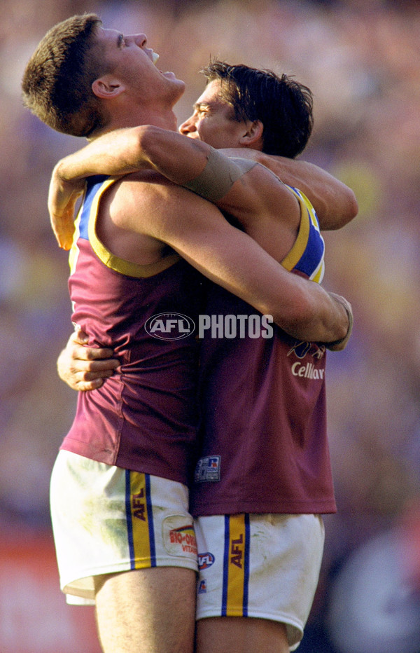 AFL 2001 Grand Final - Essendon v Brisbane - 142025