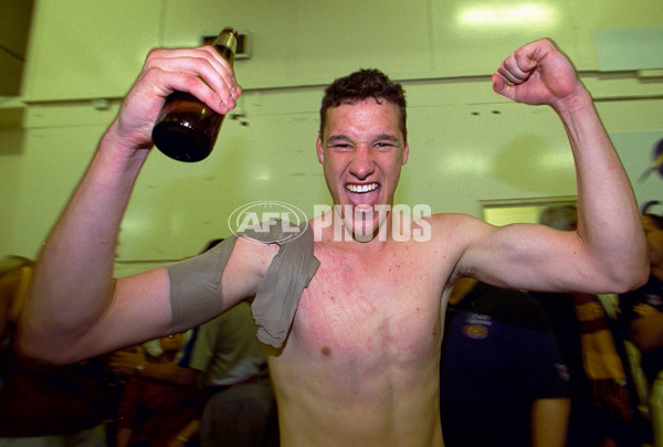AFL 2001 Grand Final - Essendon v Brisbane - 142039