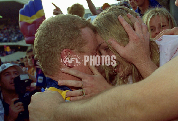 AFL 2001 Grand Final - Essendon v Brisbane - 142002