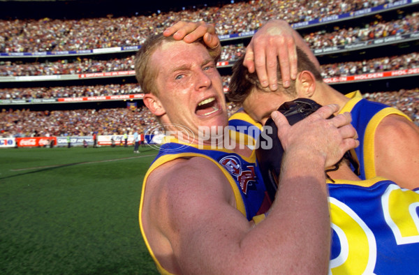 AFL 2001 Grand Final - Essendon v Brisbane - 141992