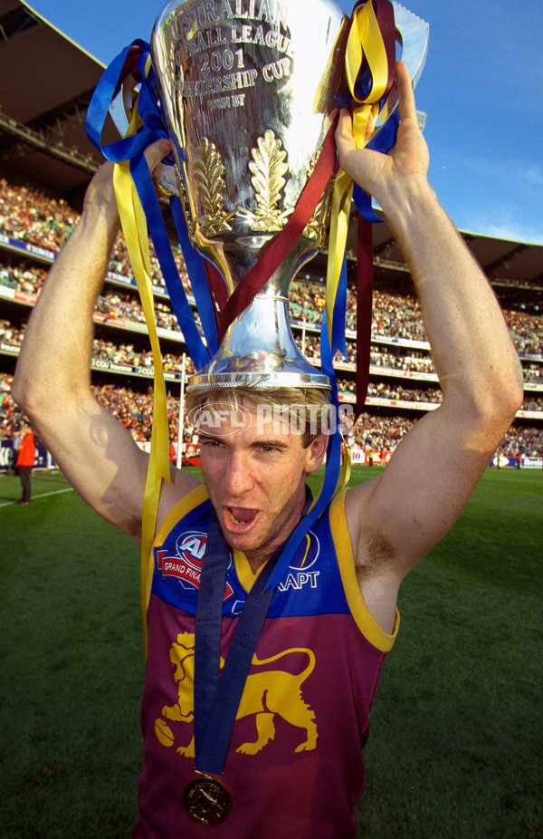 AFL 2001 Grand Final - Essendon v Brisbane - 142004