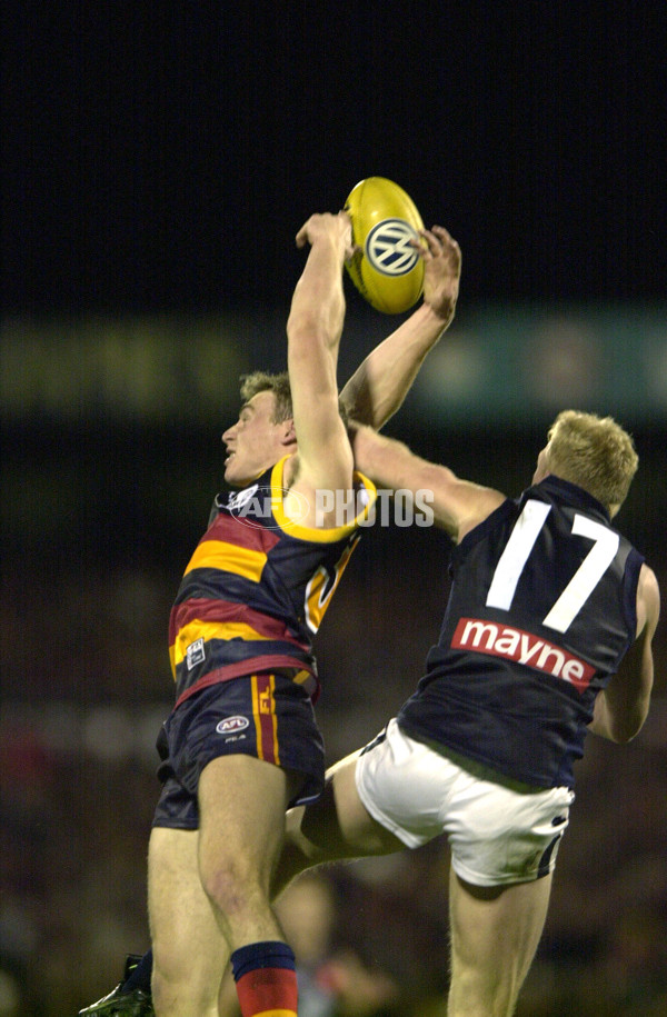 AFL 2001 Rd 19 - Adelaide v Carlton - 142295