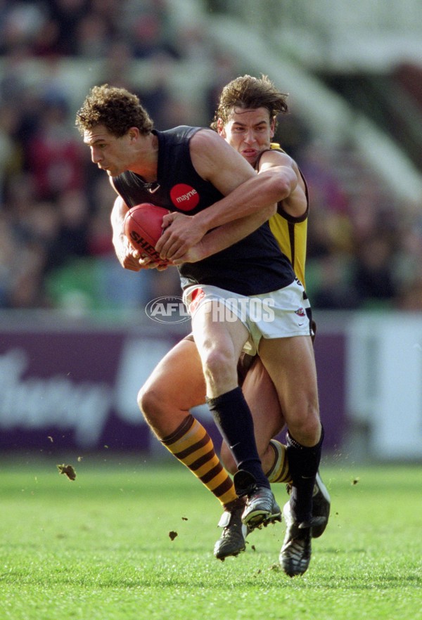 AFL 2001 Rd 17 - Hawthorn v Carlton - 143000