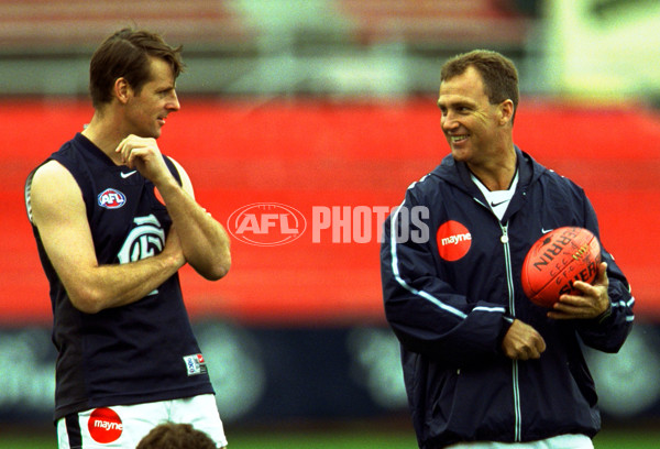 AFL 2001 Media - Carlton Training 120701 - 143316