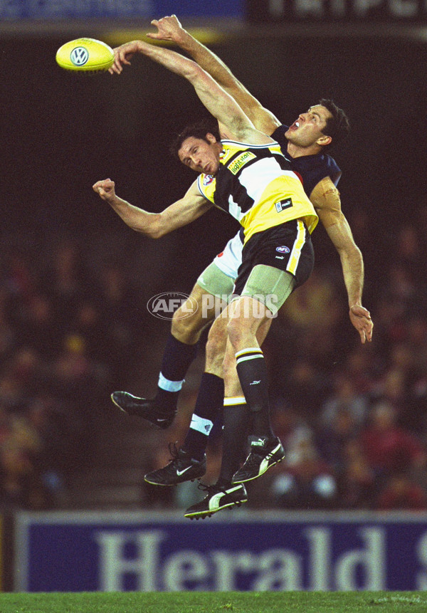 AFL 2001 Rd 20 - St Kilda v Carlton - 143501