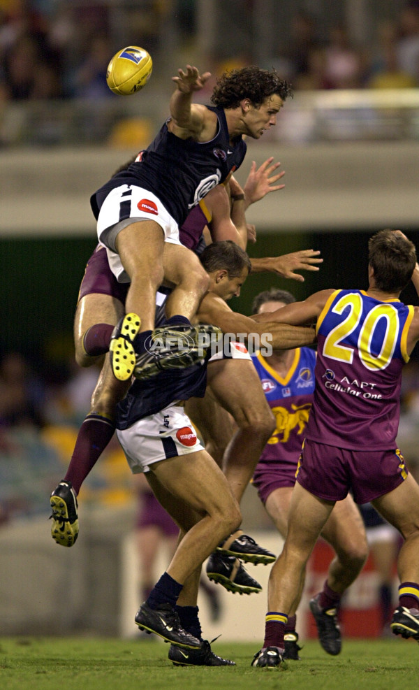AFL 2001 Ansett Cup Match - Brisbane v Carlton - 143576