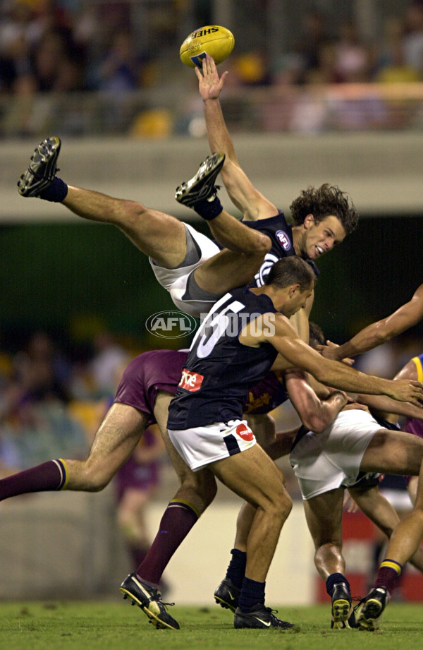 AFL 2001 Ansett Cup Match - Brisbane v Carlton - 143574