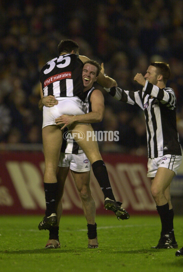 AFL 2001 Rd 13 - Adelaide v Collingwood - 145257