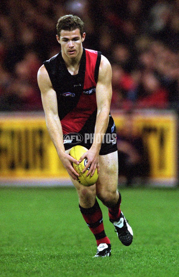 AFL 2001 Rd 19 - Essendon v Sydney - 145377