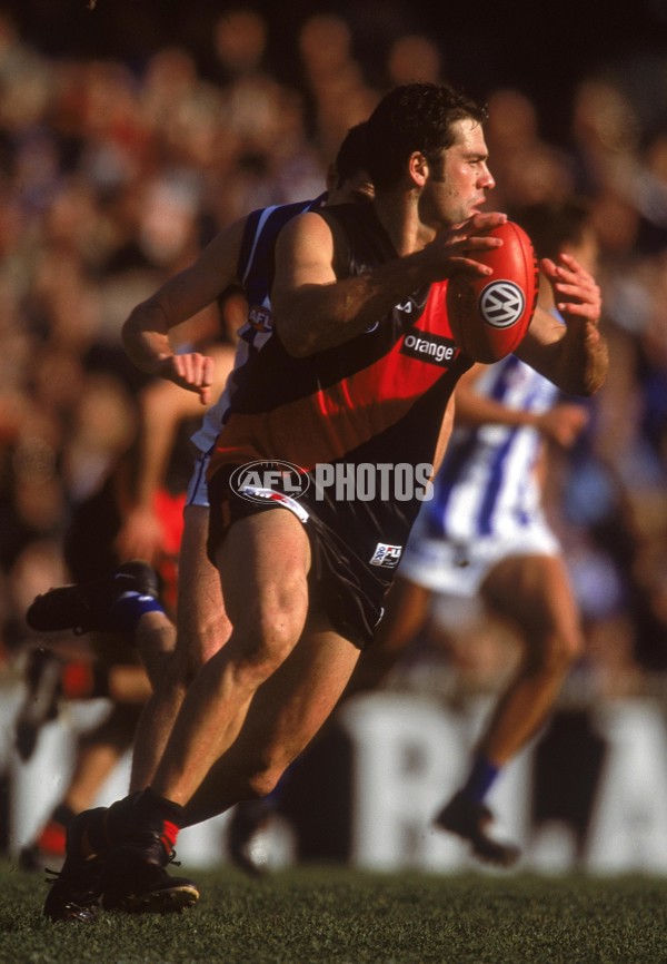 AFL 2001 Rd 16 - Essendon v Kangaroos - 145410