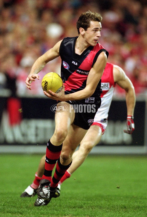 AFL 2001 Rd 19 - Essendon v Sydney - 145442