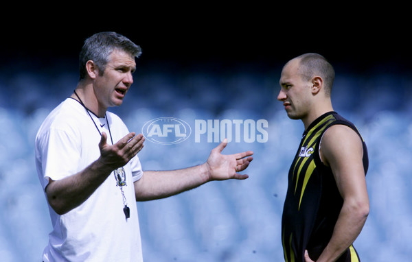 AFL 2001 Media - Richmond Training 190901 - 147389