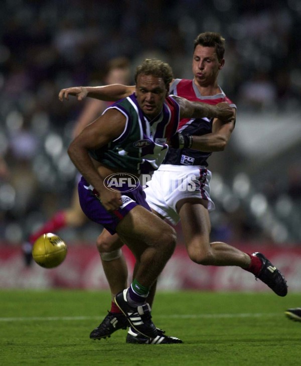 AFL 2001 Ansett Cup Match - Fremantle v Melbourne - 147713