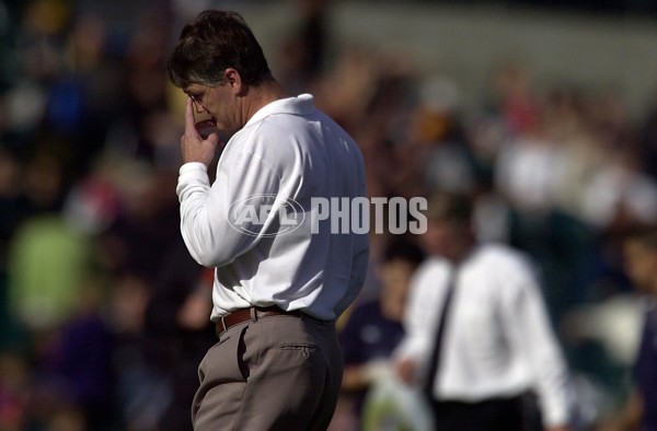 AFL 2001 Rd 8 - Fremantle v Geelong - 147771