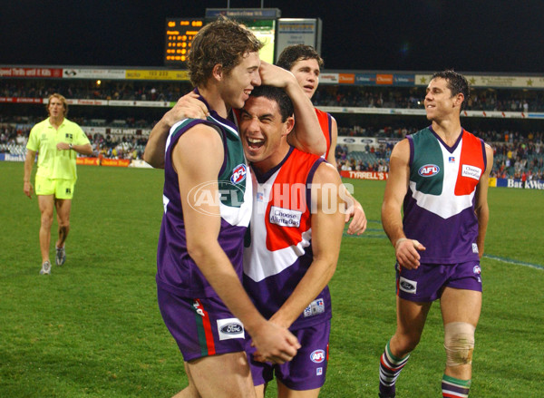 AFL 2001 Rd 22 - Fremantle v Adelaide - 147948