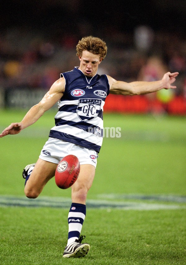 AFL 2001 Rd 2 - St Kilda v Geelong - 148081