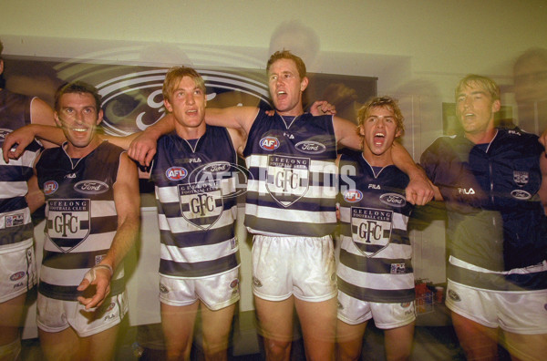 AFL 2001 Rd 2 - St Kilda v Geelong - 148190