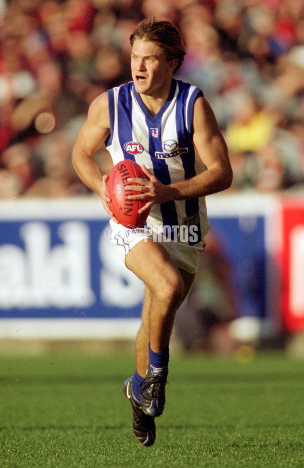 AFL 2001 Rd 16 - Essendon v Kangaroos - 148983
