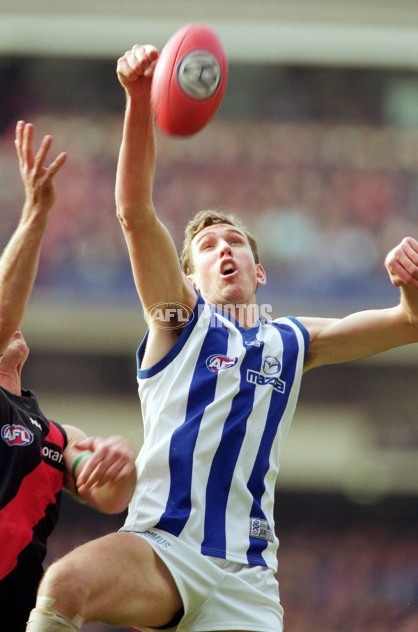 AFL 2001 Rd 16 - Essendon v Kangaroos - 149015