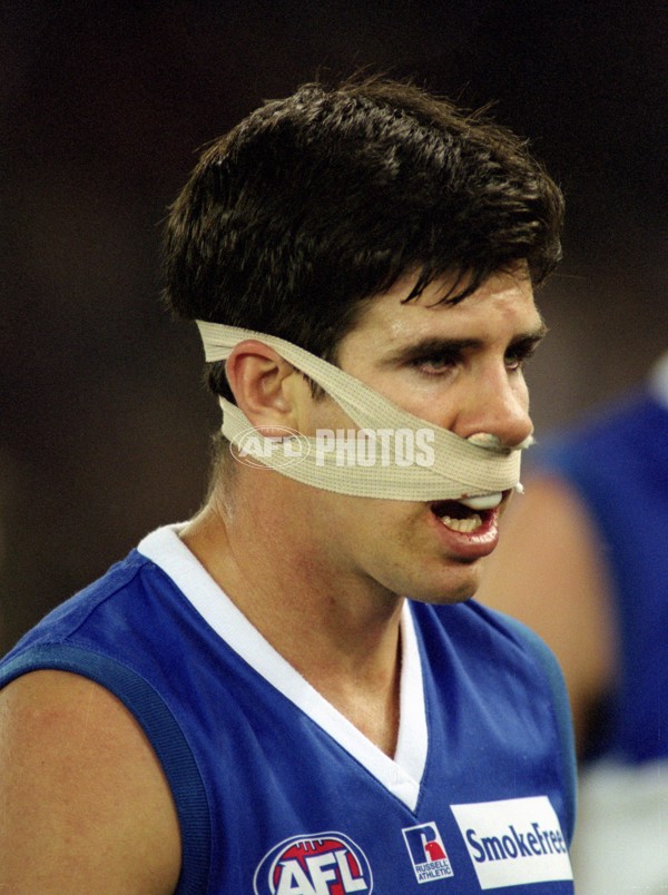 AFL 2001 Rd 7 - Collingwood v Kangaroos - 149134