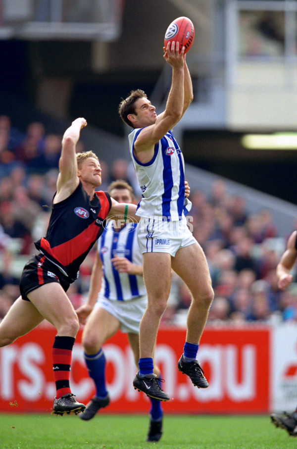 AFL 2001 Rd 16 - Essendon v Kangaroos - 149249