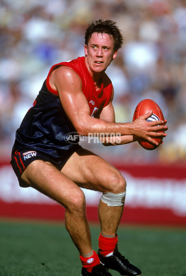 AFL 2001 Rd 3 - Melbourne v Geelong - 149497