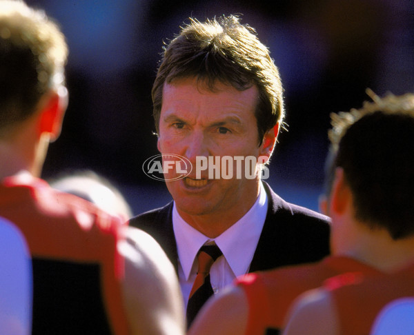 AFL 2001 Rd 5 - Melbourne v Sydney - 149522