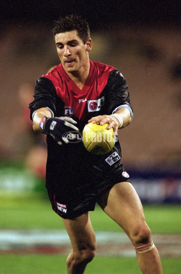 AFL 2001 Rd 7 - Melbourne v Western Bulldogs - 149584