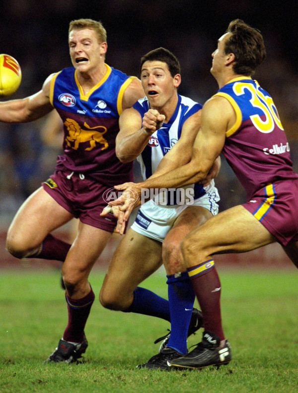 AFL 2000 Rd 14 - Kangaroos v Brisbane - 150549