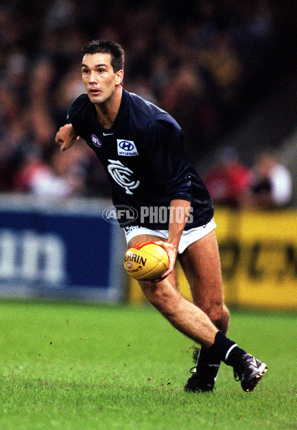 AFL 2000 Rd 10 - St Kilda v Carlton - 150775