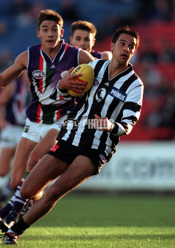 AFL 2000 Ansett Cup Match - Collingwood v Fremantle - 151002
