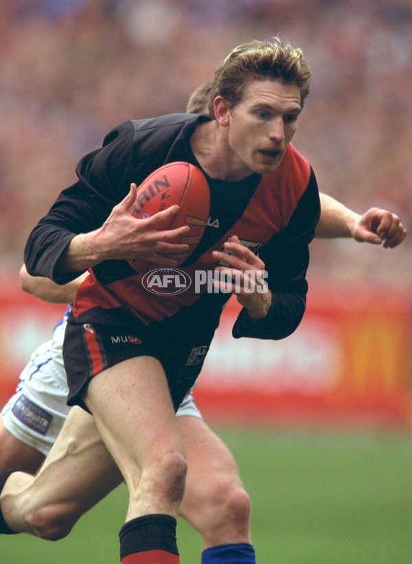 AFL 2000 1st Qualifying Final - Essendon v Kangaroos - 151242