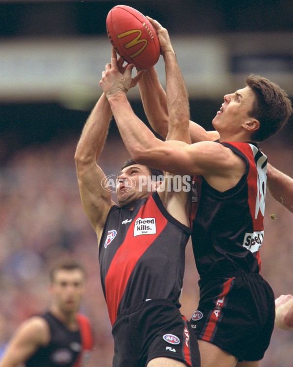 AFL 2000 1st Qualifying Final - Essendon v Kangaroos - 151241