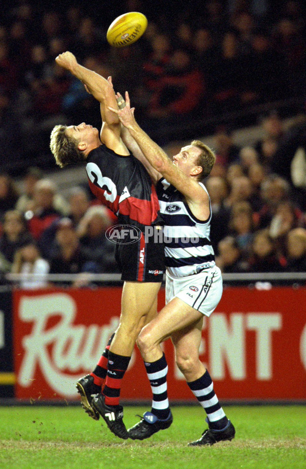 AFL 2000 Rd 11 - Geelong v Essendon - 151248