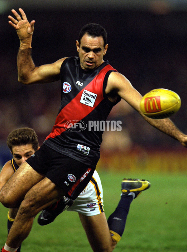 AFL 2000 Rd 15 - Essendon v West Coast - 151330