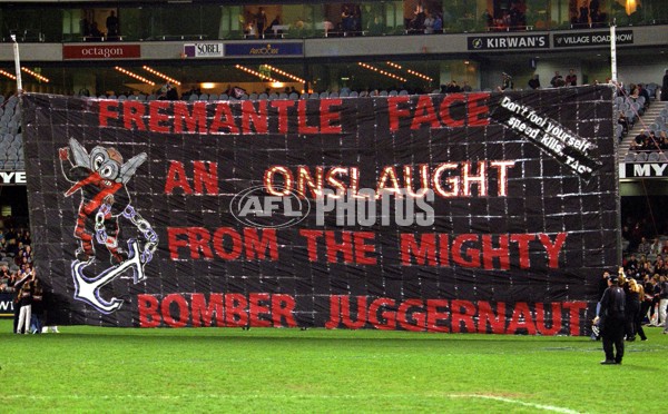 AFL 2000 Rd 18 - Essendon v Fremantle - 151409