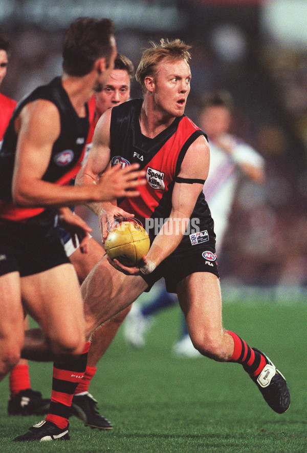 AFL 2000 Ansett Cup Semi Final - Essendon v Melbourne - 151456